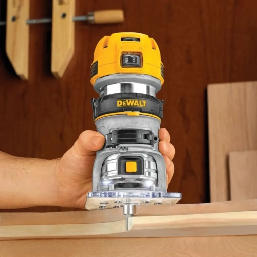 Кромочный фрезер DEWALT D26200, 900 Вт, 27000 об/мин, 55 мм (D26200-QS) фото 8 Кромочный фрезер DEWALT D26200, 900 Вт, 27000 об/мин, 55 мм (D26200-QS) фото 8