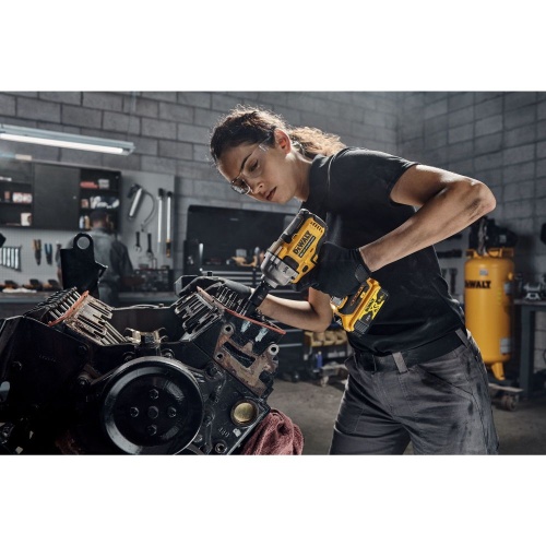 Аккумуляторный гайковерт DEWALT DCF892P2T, 18 В, 1084 Нм, 3250 уд/мин, с 2 АКБ 5 Ач и ЗУ, в кейсе TSTAK (DCF892P2T-QW) фото 6