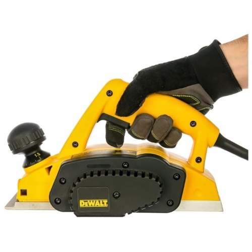 Рубанок DEWALT DW677, 600 Вт, 15000 об/мин, 82 мм (DW677-QS) фото 2 Рубанок DEWALT DW677, 600 Вт, 15000 об/мин, 82 мм (DW677-QS) фото 2