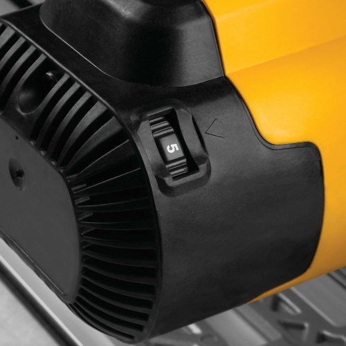 Дисковая пила DEWALT DWS520KT, 1300 Вт, 165 мм, 4000 об/мин, в кейсе TSTAK (DWS520KT-QS) фото 2