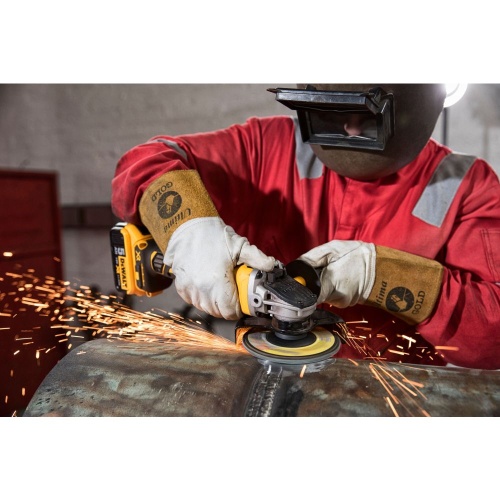 Аккумуляторная угловая шлифмашина DEWALT DCG405NT, 18 В, 125 мм, 9000 об/мин, без АКБ и ЗУ, в кейсе TSTAK (DCG405NT-XJ) фото 2 Аккумуляторная угловая шлифмашина DEWALT DCG405NT, 18 В, 125 мм, 9000 об/мин, без АКБ и ЗУ, в кейсе TSTAK (DCG405NT-XJ) фото 2