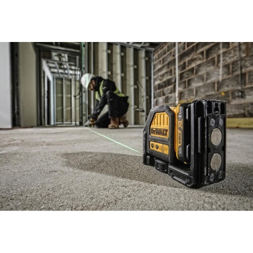 Самовыравнивающийся линейный ЗЕЛЕНЫЙ лазерный уровень DEWALT (DCE088D1G-QW) фото 5