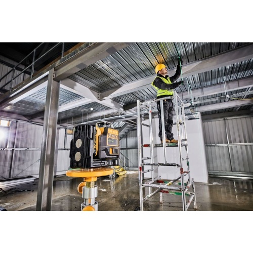 Аккумуляторный лазерный нивелир DEWALT DCE0811D1G, 12 В, зеленый луч, 35 м, с АКБ 2 Ач и ЗУ, в кейсе TSTAK (DCE0811D1G-QW) фото 2 Аккумуляторный лазерный нивелир DEWALT DCE0811D1G, 12 В, зеленый луч, 35 м, с АКБ 2 Ач и ЗУ, в кейсе TSTAK (DCE0811D1G-QW) фото 2